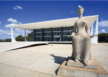 Fim do foro privilegiado para políticos e outras autoridades é aprovado em comissão