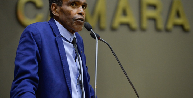 Ex-jogador do Grêmio e vereador de Porto Alegre Tarciso Flecha Negra morre aos 67 anos