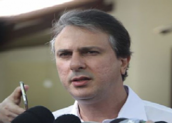 Os atos no Ceará ‘precisam ser tipificados como terrorismo’, diz o governador Camilo Santana