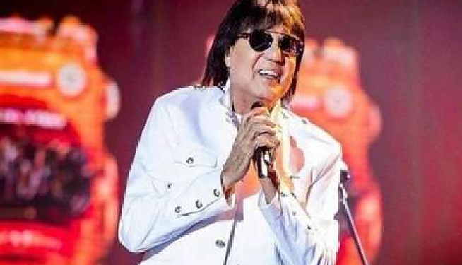 Cantor sertanejo Marciano morre de infarto aos 67 anos