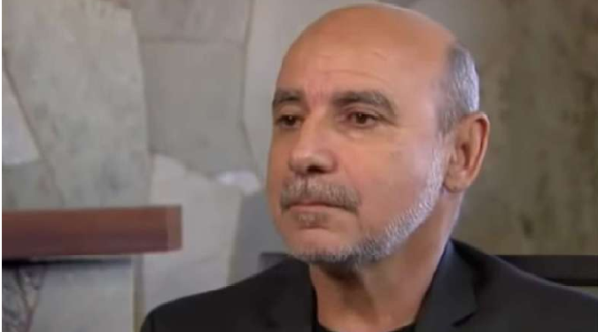 Investigação sobre Queiroz, ex-assessor de Flávio Bolsonaro, è suspensa pelo STF diz MP