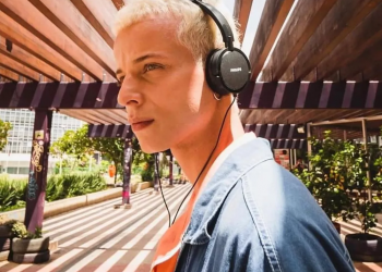 Médicos suspeitam que modelo tinha doença congênita, diz agência