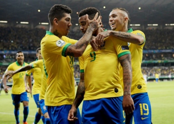 Gabriel Jesus e Roberto Firmino marcam e o Brasil vence Argentina por 2 × 0 no Mineirão e vai à final da Copa América