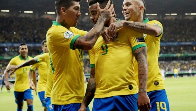 Gabriel Jesus e Roberto Firmino marcam e o Brasil vence Argentina por 2 × 0 no Mineirão e vai à final da Copa América