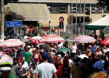 Milhares de católicos celebram em BH o dia de São Judas Tadeu