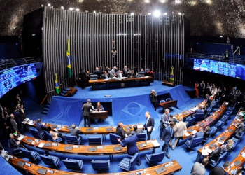 Treze senadores que apoiaram a reforma da Previdência traíram o governo