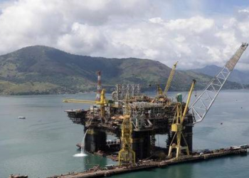 Petrobras e chineses levam maior área do megaleilão do pré-sal sem concorrência