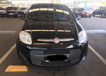 Vende-se Palio Atractive Ano 2014 Modelo 2015 Completo Baixo KM Unica Dona