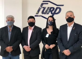 DEPUTADOS DO PDO APURAM QUE A FURP NÃO RECEBE INVESTIMENTO DO GOVERNO DE SP PARA COMBATE À COVID 19 E PRODUZ COM MATÉRIAS-PRIMAS DOADAS