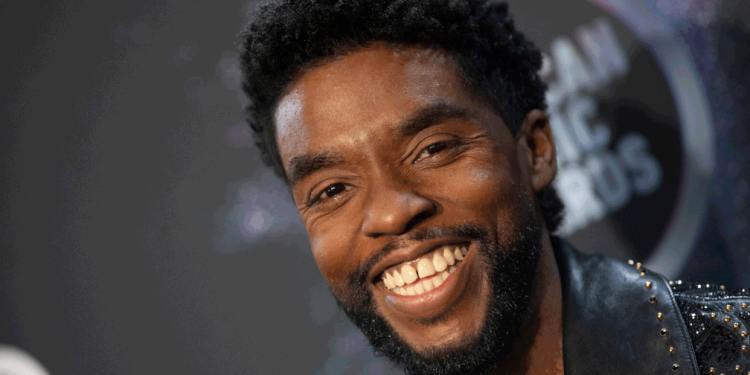 Morre aos 43 anos Chadwick Boseman, astro de Pantera Negra