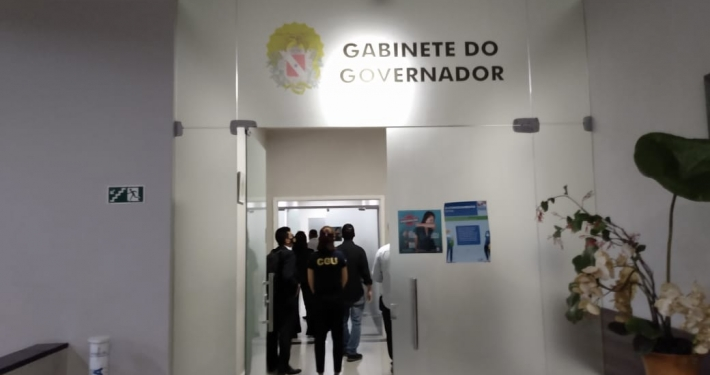 Polícia cumpre mandados de busca na secretaria estadual da Saúde e na Câmara de SP em investigação sobre suposto desvio de verbas