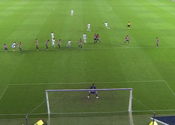 Santos e São Paulo empatam clássico Vila Belmiro