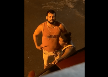 Homem que foi filmado agredindo mulher com diversos socos na BA se apresenta à polícia e presta depoimento