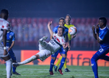 São Paulo dá adeus com goleada em participação vergonhosa na Libertadores