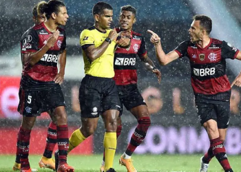 Com ótima atuação de Soteldo e Marinho, Santos derrotou LDU por 2 a 1 em Quito, já o Flamengo empatou com o Racing por 1 a 1, nesta terça-feira, em Avellaneda