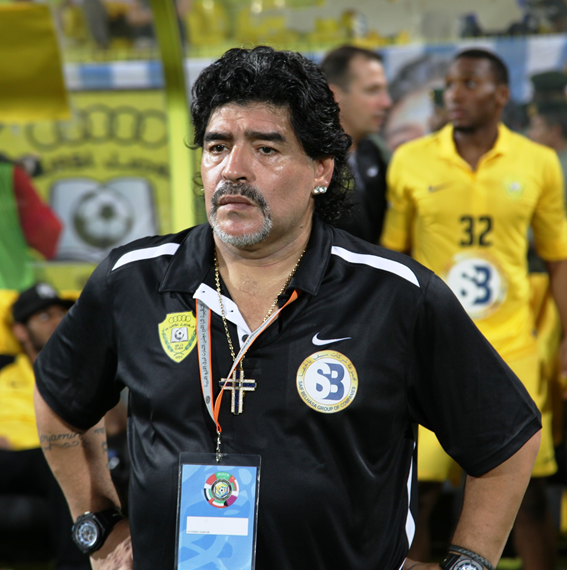 Diego Maradona morre aos 60 anos na Argentina após sofrer parada cardiorrespiratória, diz jornal