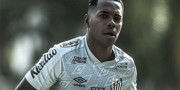 Tribunal italiano confirma pena e condena Robinho em 2ª instância por estupro