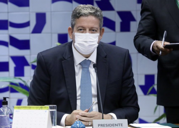 Lira convoca reuniões da Mesa e de líderes para discutir prisão do deputado Daniel Silveira