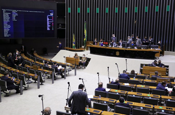 Câmara aprova projeto de autonomia do Banco Central