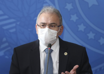 Marcelo Queiroga descartou lockdown e diz que meta do governo é vacinar 1 milhão por dia