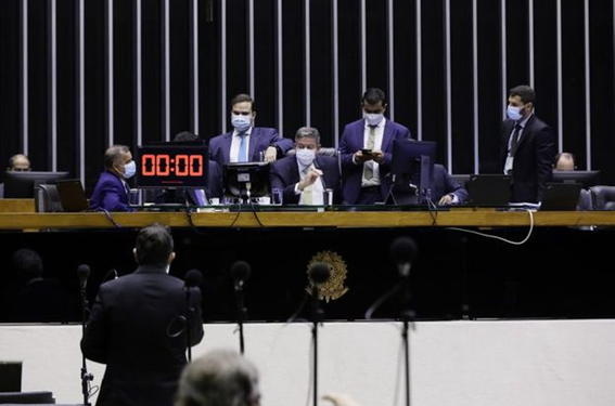 Câmara aprova PEC Emergencial em 2º turno