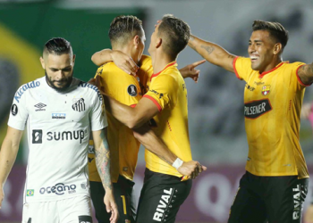 Libertadores: Santos e Inter estreiam com derrota na fase de grupos