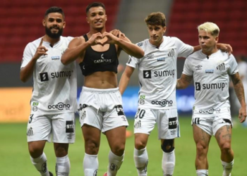 Santos empata com San Lorenzo em 2 a 2 e garante classificação na Libertadores