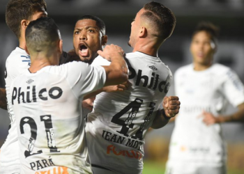 Santos vence o São Paulo por 2 a 0, com dedo de Diniz Marinho e desabafa