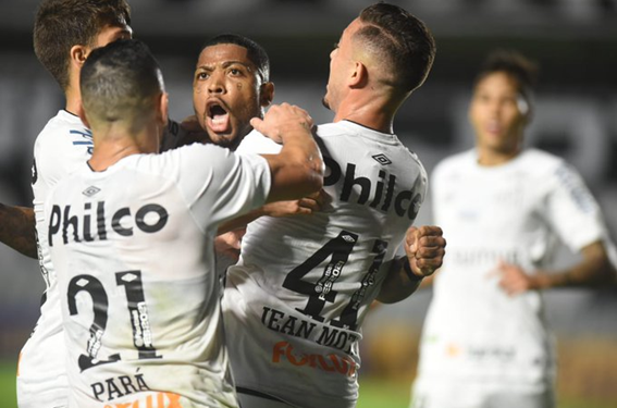 Santos vence o São Paulo por 2 a 0, com dedo de Diniz Marinho e desabafa