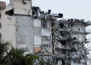 Flórida: dezenas estão desaparecidos em desabamento de prédio