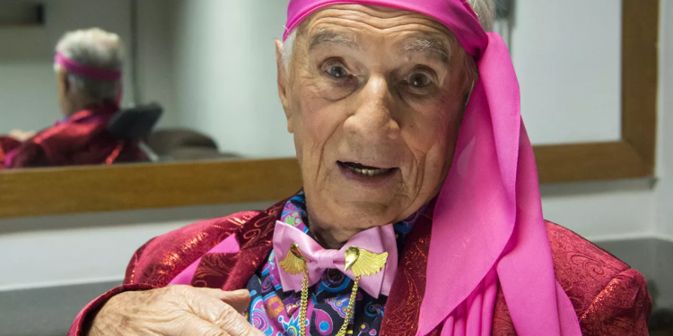 Morre Orlando Drummond, o ‘Seu Peru’, aos 101 anos