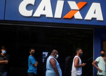 Trabalhadores nascidos em dezembro podem sacar auxílio emergencial