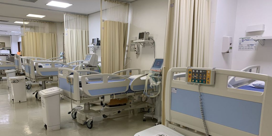 Brasil registra 20,7 milhões de casos e 579,3 mil mortes por covid-19