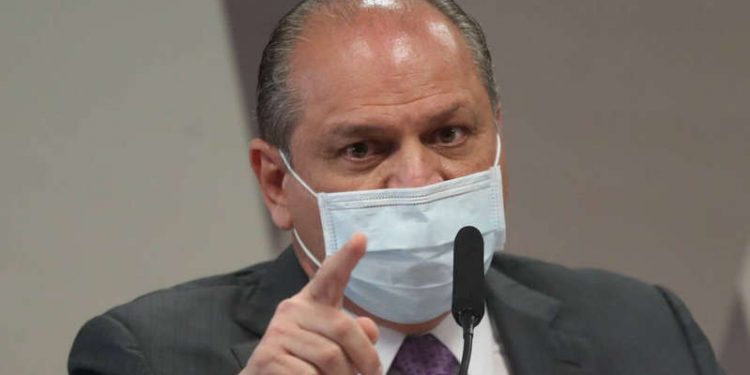 Líder do governo abre confronto com CPI da Covid