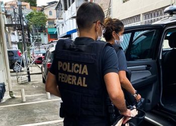 Polícia Federal faz operação contra fraudes no auxílio emergencial