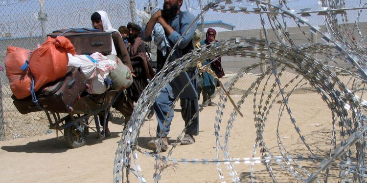 Talibãs não aceitam adiamento de saída dos Estados Unidos