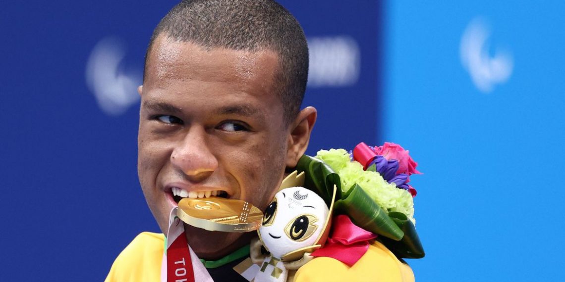 Gabrielzinho garante 2ª ouro na Paralimpíada, agora nos 50m costas