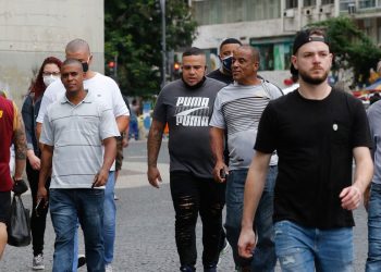 Covid-19: Brasil tem 21,8 milhões de casos e mais de 608 mil mortes