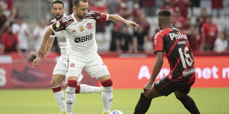 Brasileiro: Athletico-PR arranca empate com Flamengo na arena da Baixada