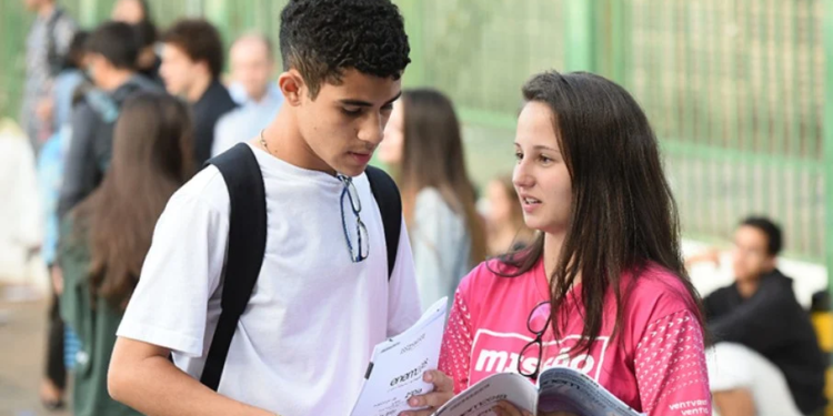 Enem 2021 terá medidas de segurança contra covid-19