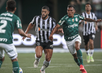 Atlético-MG empata em 2 a 2 com Palmeiras e dá outro passo rumo ao título