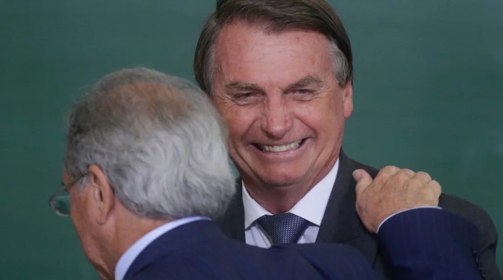 Bolsonaro é eleito a Personalidade do Ano de 2021 da revista ‘Time’