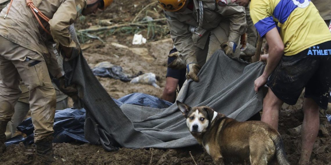 Chuva em Petrópolis já deixou mais de 100 mortos