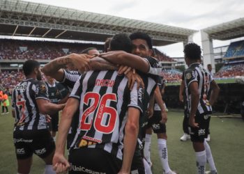 Atlético-MG supera Flamengo nos pênaltis e fatura Supercopa do Brasil
