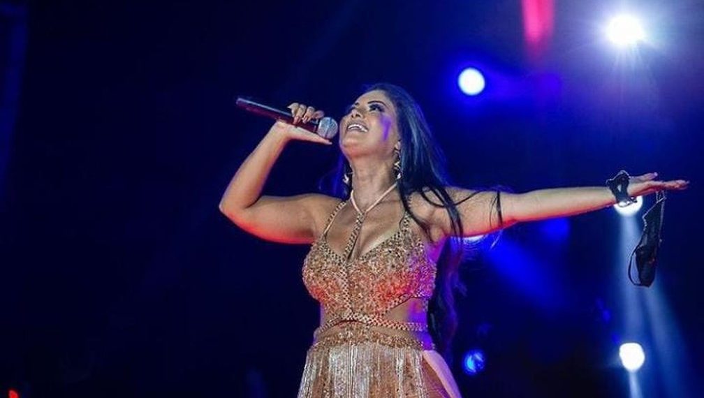 Paulinha Abelha, vocalista do grupo Calcinha Preta, morre aos 43 anos