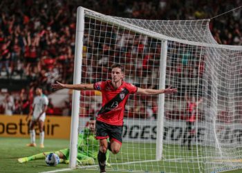 Atlético-GO começa Sul-Americana com goleada sobre LDU