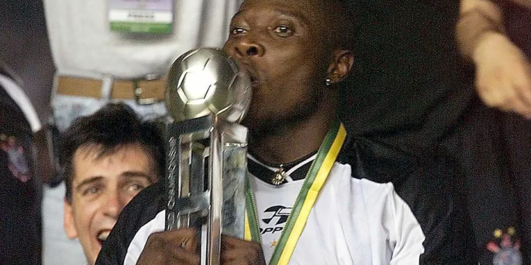 Morre aos 55 anos o ex-jogador e ídolo do Corinthians Fred Rincon