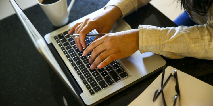 Conheça as regras previstas na MP que regulamenta o trabalho remoto