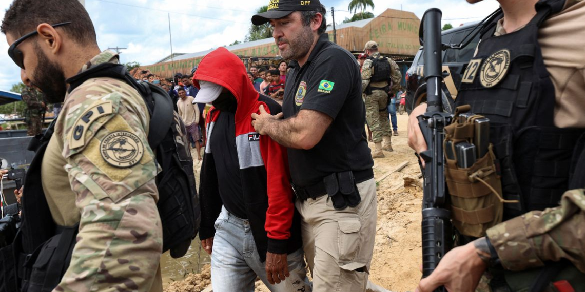 Lancha de Bruno e Dom é encontrada afundada em rio do Amazonas