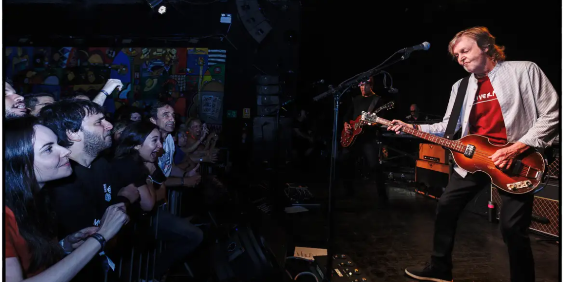 Paul McCartney transforma Clube do Choro, em Brasília, no Cavern Club